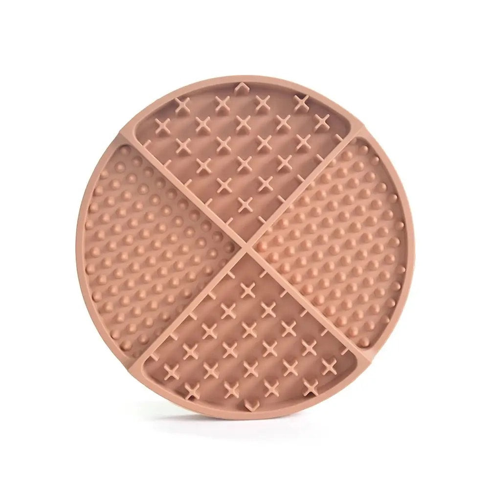 xoxo lick mat • tan